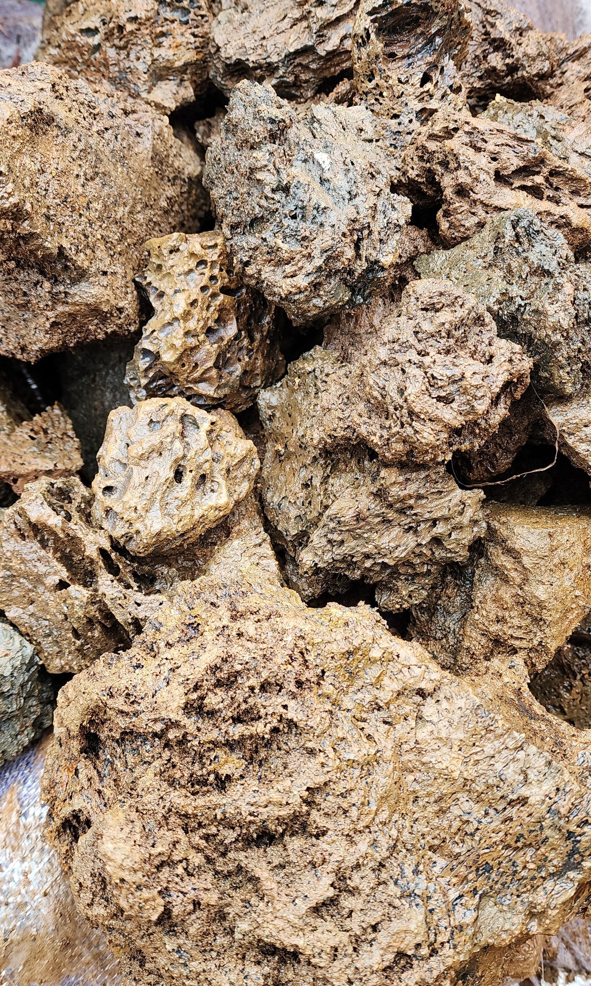 Brown Lava Stone (Pimple) - 10 to 15 cm (Per lb)