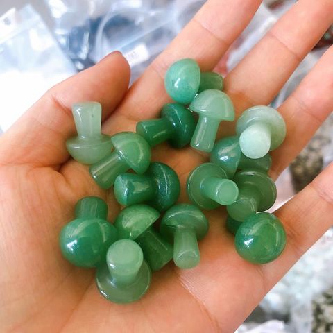 Green Quartz Mushrooms - Mini 19-20 mm - Price Each - China - NEW622
