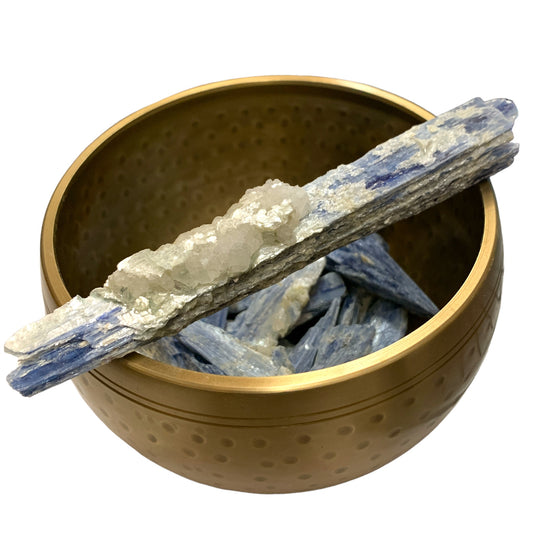 Blue Kyanite Raw Stone - Sold by the gram - BRAZIL - NEW522
