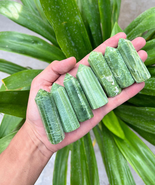 Green Tremolite Polished Natural - 45-90mm x 20mm Dia. - Price per gram - Polished Towers Points - Pakistan - NEW523