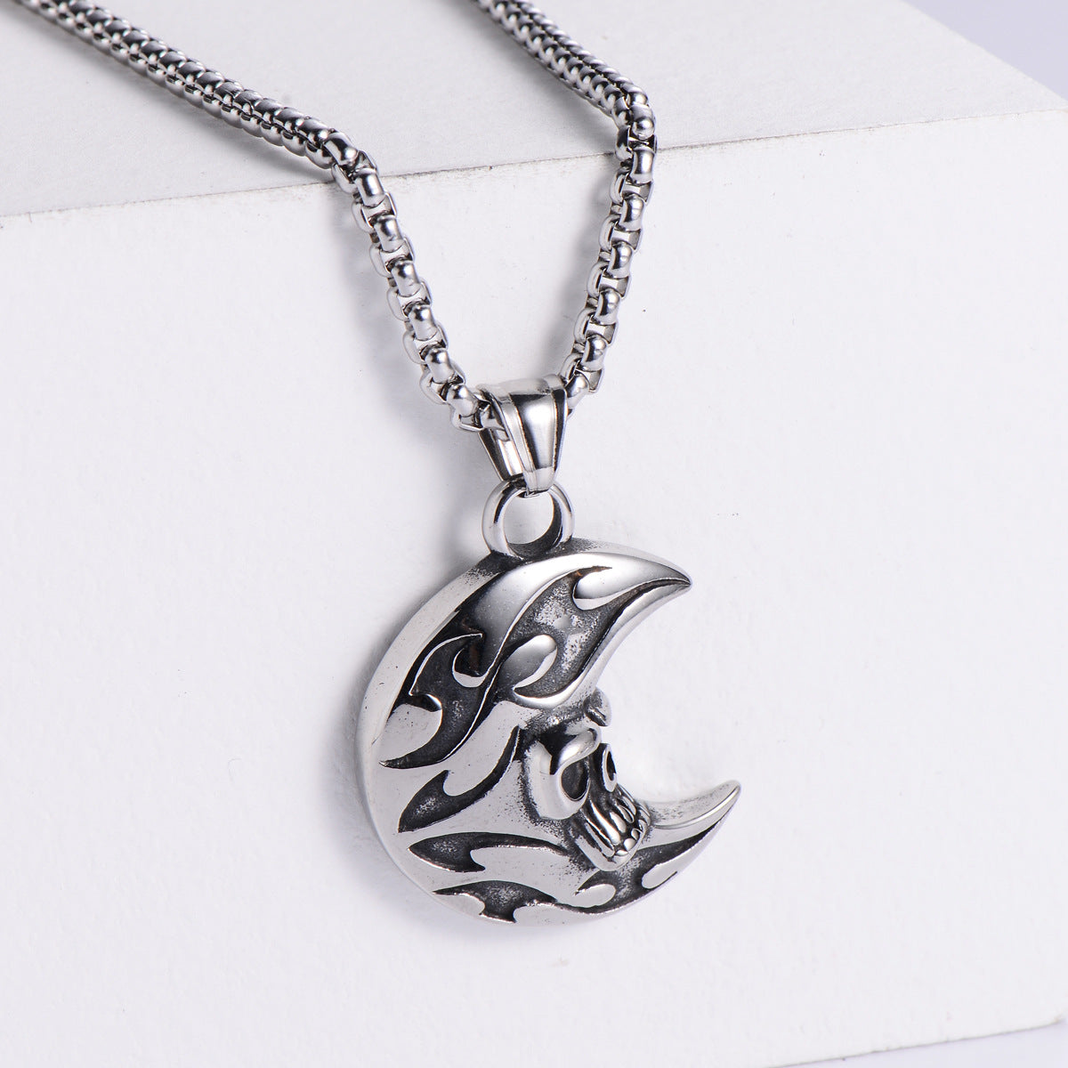 Stainless Steel Moon Pendant with 60cm Chain - Silver Color - 33x31mm 16 grams - NEW922