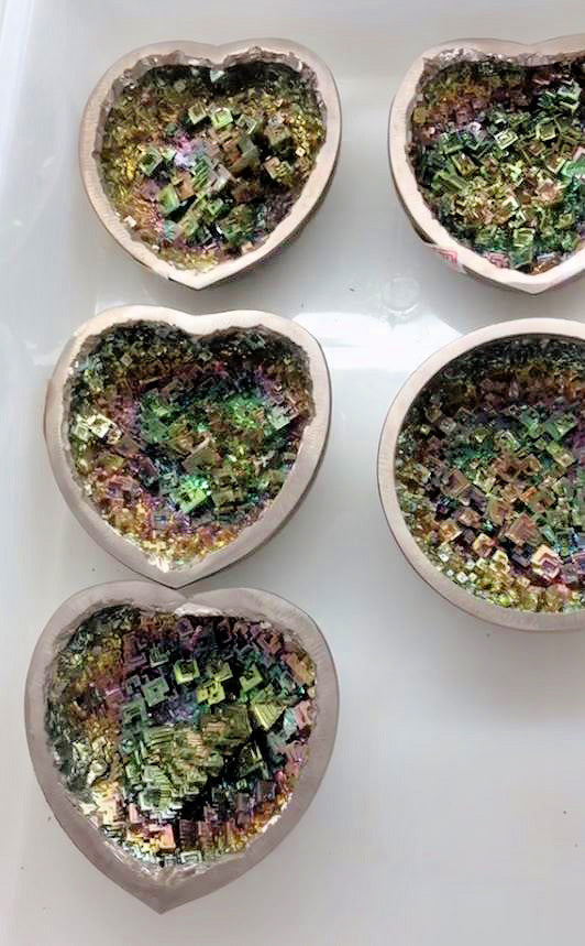 BISMUTH  - Round Bowl - 4 to 5 inch - China - NEW722