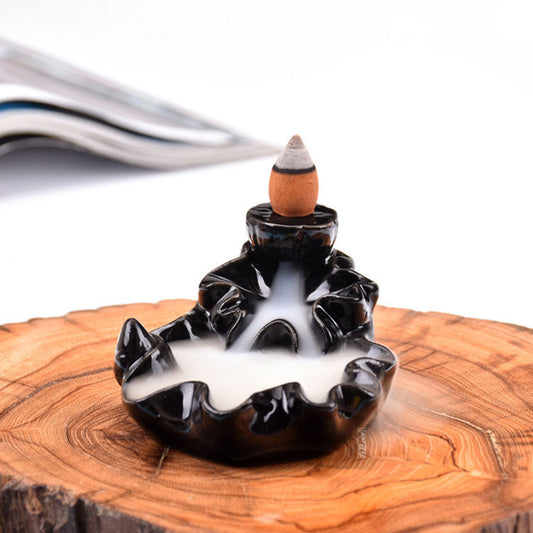 Porcelain Backflow Incense Holder - Curved Leaves - Black - 8.5x7x4.5cm