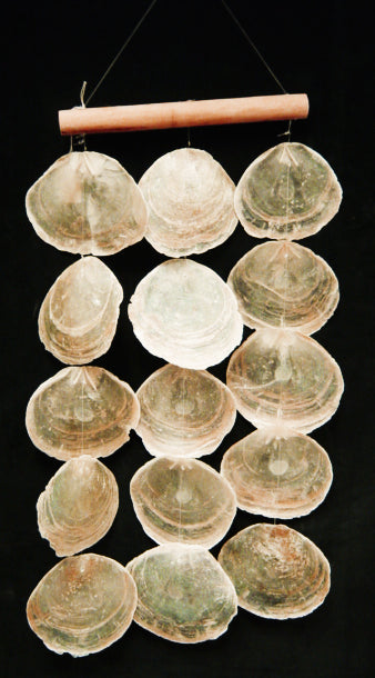 SADDLE SHELL CHIME 32 inch L x 12 inch W on Thin Rattan Pole – Tropitek ...