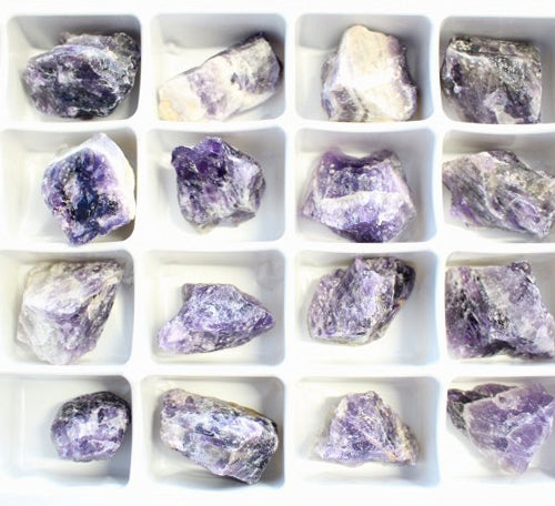 Amethyst Rough Flat Box - Approx. .8 kg & 24 pieces per box 19 x 15.5 cm - BRAZIL - NEW122