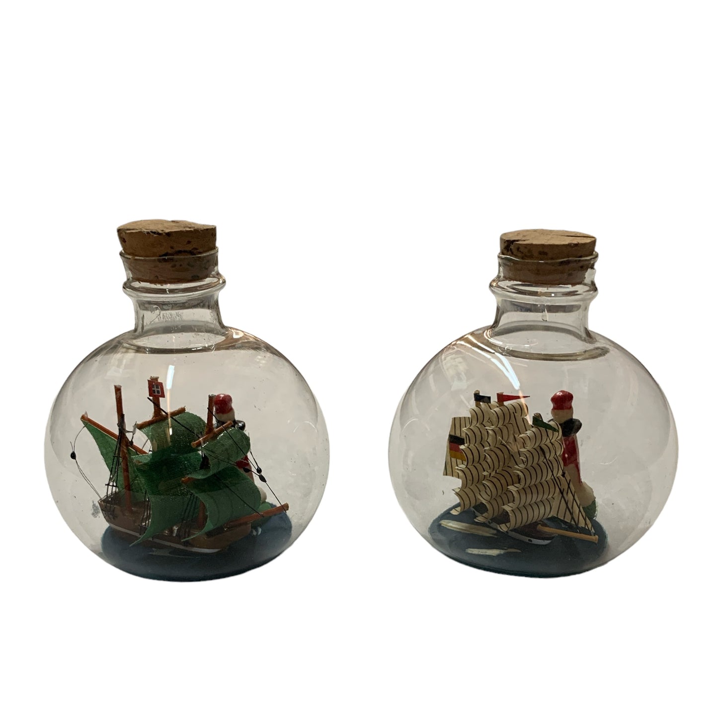 SHIP IN A BOTTLE- ROUND BLUE OR GREEN 3"