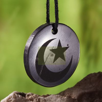 Shungite Star and Moon Engraved Round Pendant - 3cm - NEW122